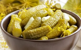 Как приготовить хрустящие и вкусные маринованные огурцы с яблочным уксусом