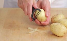 Для каких растений можно использовать картофельные очистки в качестве удобрения